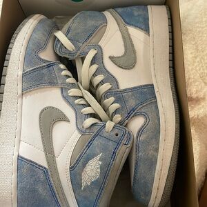 AIR JORDAN 1 RETRO HIGH